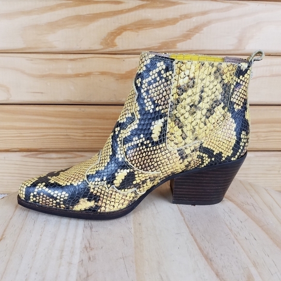 Leather Snake Print Western Ankle Boots 6 US Booties Slip-on NEW Sam Edelman - Picture 7 of 10